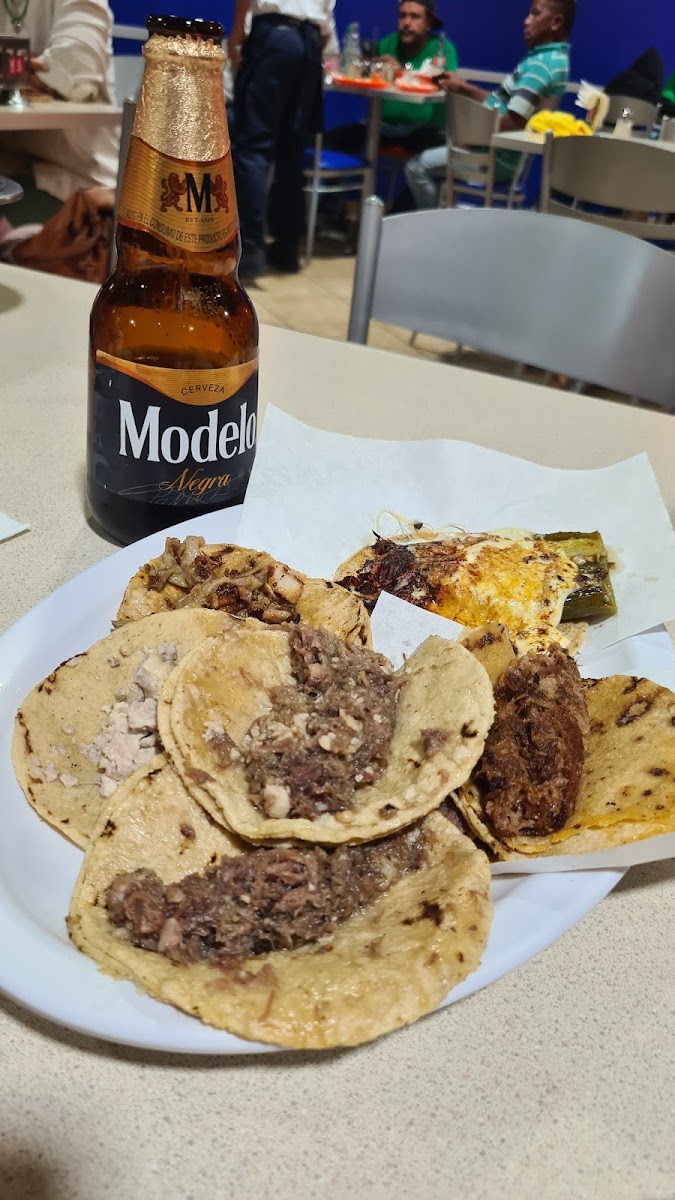Tacos El Bajito Photo 8