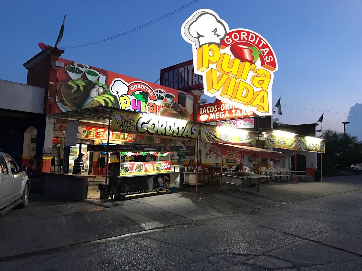Tacos Y Gorditas Pura Vida Photo 4