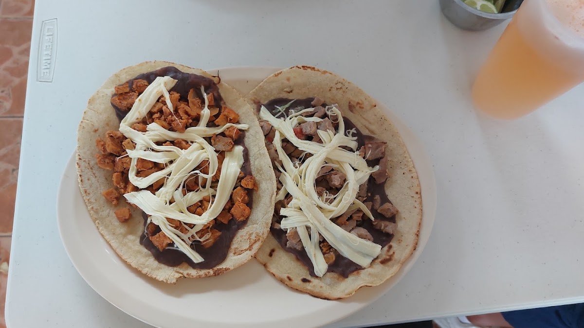 Taqueria Chilangos Photo 6