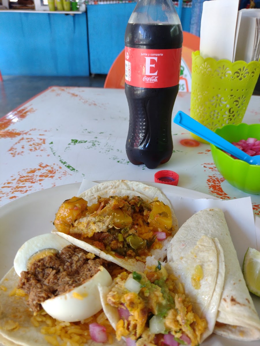 Taqueria 'El Güiri Güiri' Photo 8