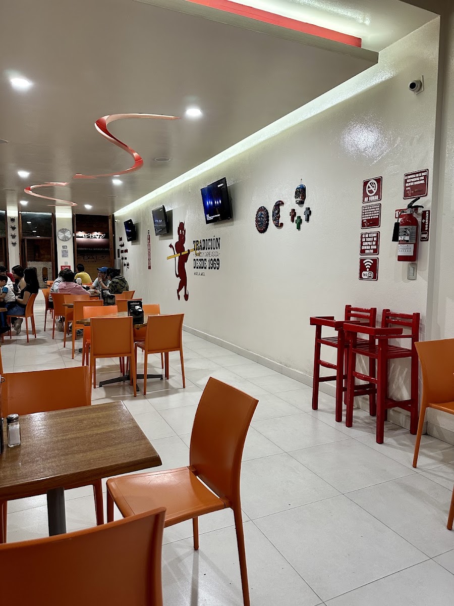 Taqueria El Infierno Centro Photo 3