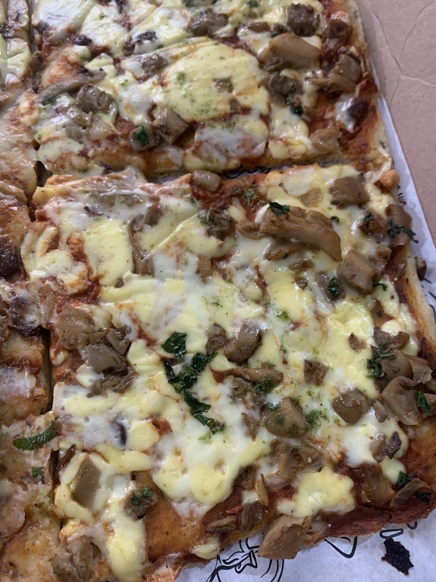 Tenabari Pizza Photo 5