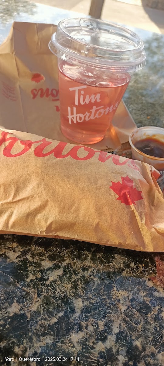 Tim Hortons Salitre Photo 7