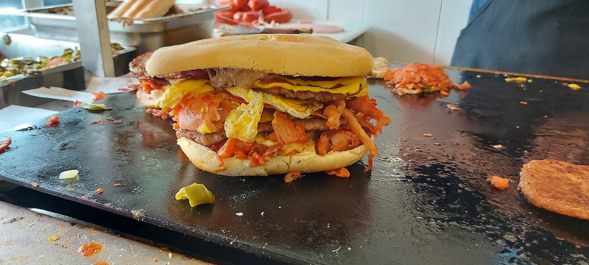 Tortas El Chatin Photo 3