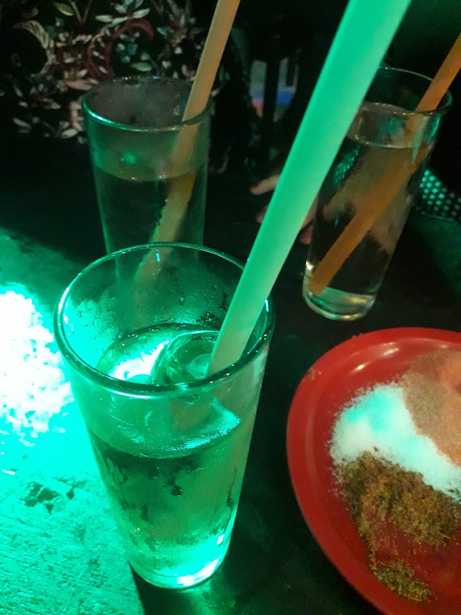 Waynes Garage Bar Photo 10