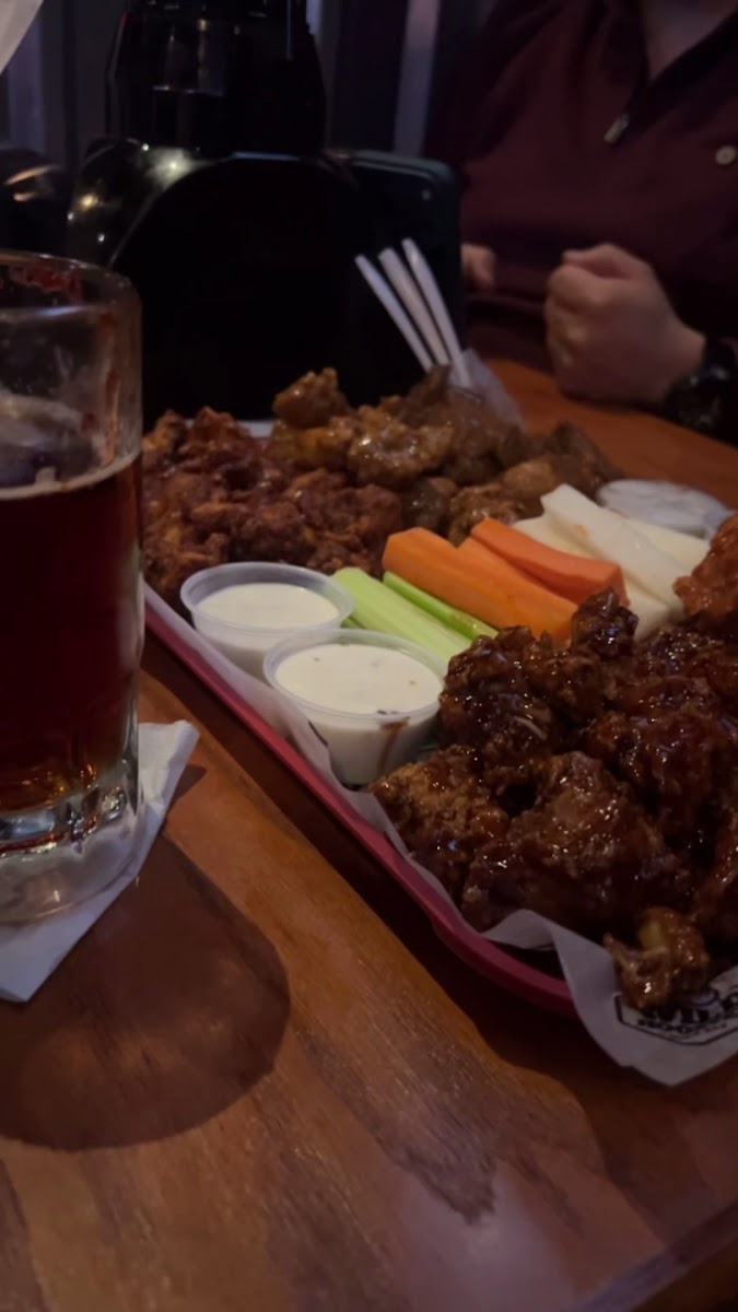 Wild Rooster Wing Bar Tijuana Photo 2