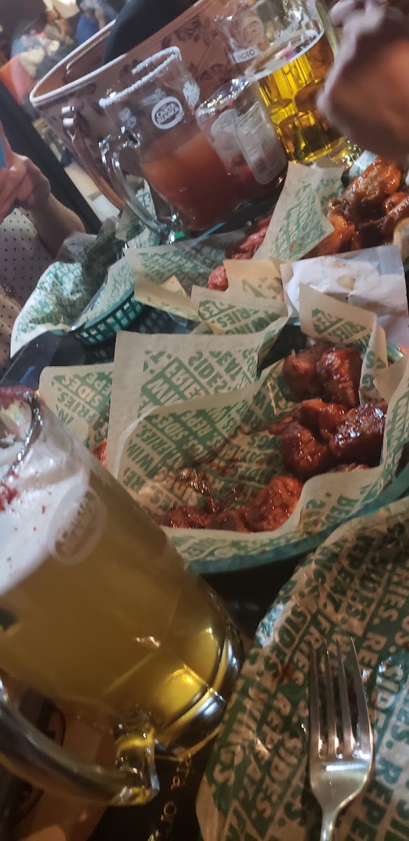 Wingstop Photo 6