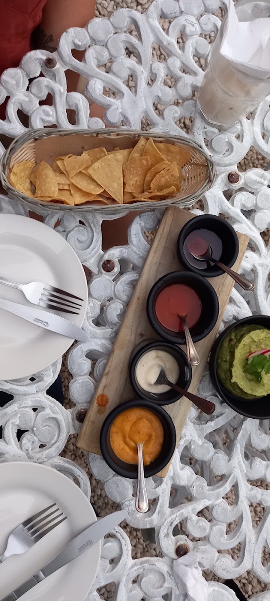 Yakunaj Cocina Mexicana Photo 6
